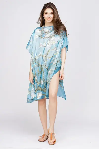Rochie de plaja tip poncho din matase cu reproducere dupa Migdal Inflorind de Van Gogh