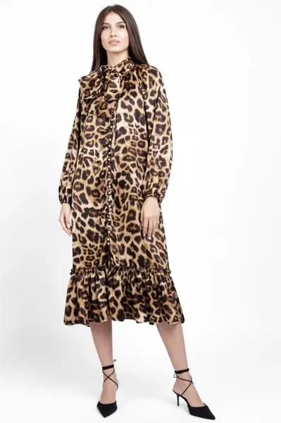 Rochie eleganta din satin, cu nasturei albi perlati si imprimeu animal print