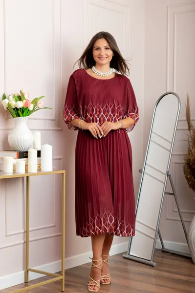 Rochie eleganta plisata Aimee din voal grena