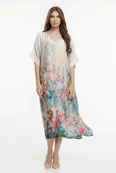 Rochie lunga oversize din vascoza cu imprimeu acuarela si croi lejer, bej