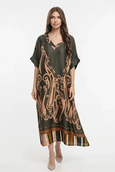 Rochie lunga oversize din vascoza si matase cu imprimeu baroc si croi lejer, kaki