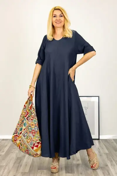 Rochie maxi din in foarte ampla bleumarin cu decolteu pe fata si spate