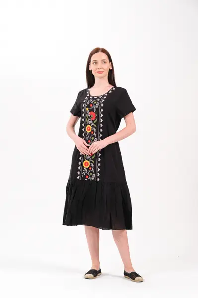 Rochie neagra boho chic cu broderie florala