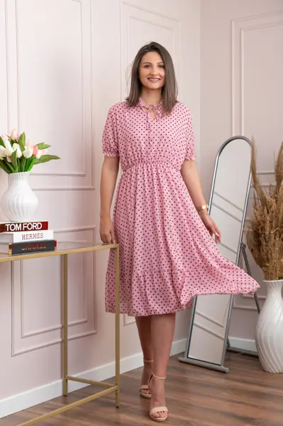 Rochie retro roz pudrat Leslie cu buline negre si maneci bufante
