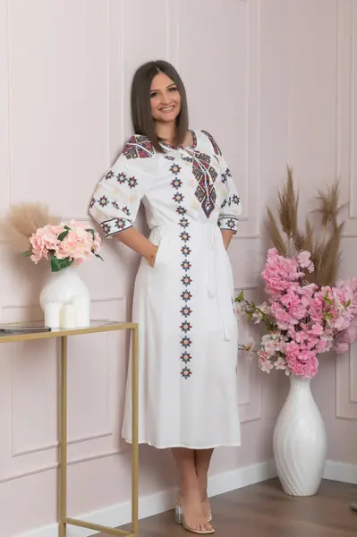 Rochie traditionala alba cu model geometric multicolor Viorela 01