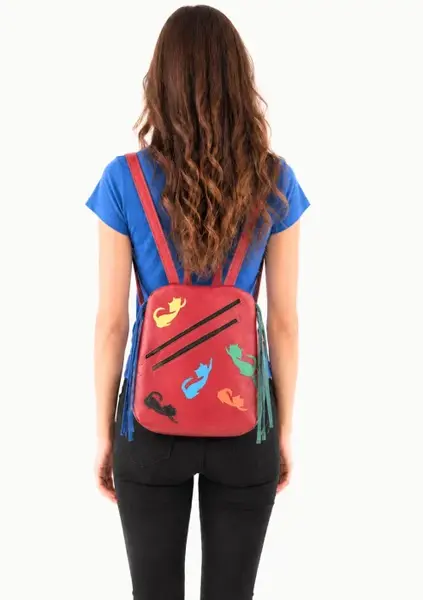 Rucsac din piele naturala rosie,cu pisicute colorate, unicat