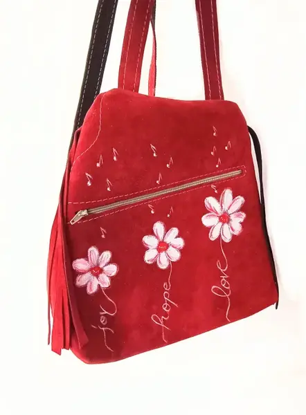 Rucsac handmade bordeaux din piele naturala intoarsa ,cu crizanteme si mesaje pictate