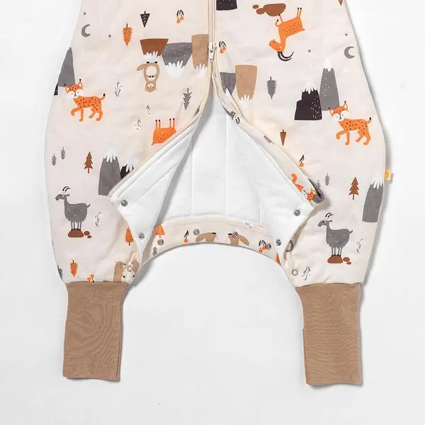 Sac de dormit cu picioruse si maneca lunga detasabila Mountain Animals 80 cm + manseta 2.5 Tog