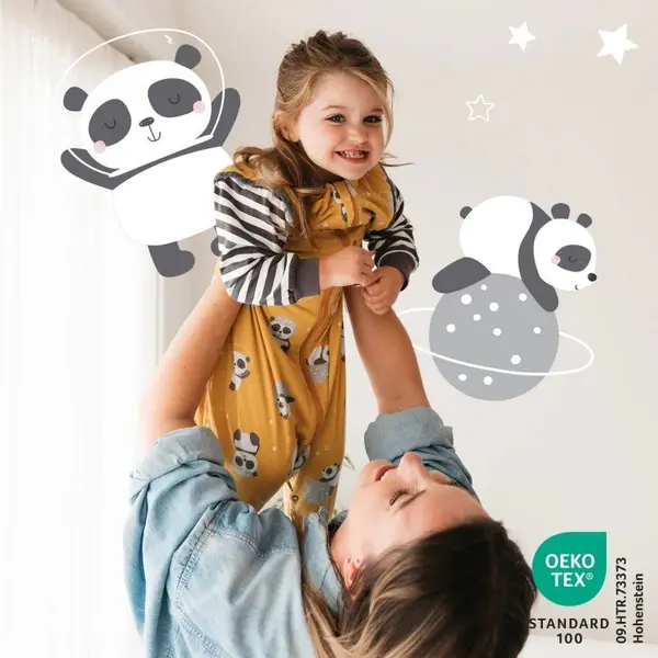 Sac de dormit cu picioruse si maneca lunga detasabila Panda 120 cm + manseta 1.0 Tog