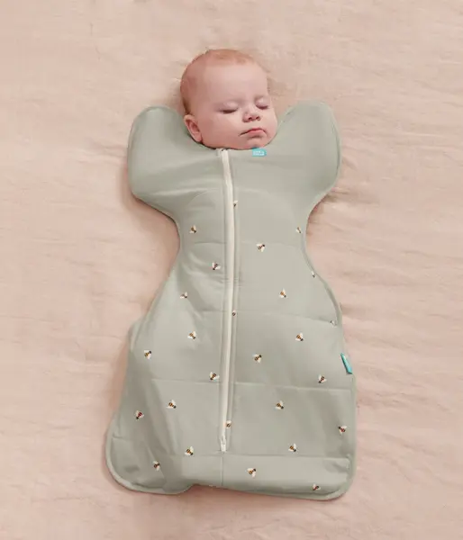 Sac de dormit pentru infasat Love to Dream Swaddle Up Olive M 6-8.5 kg 2.5 Tog