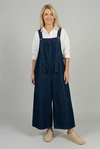 Salopeta dama, masura mare, din denim, lejera, cu croiala ampla