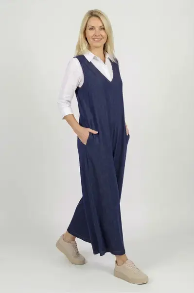 Salopeta oversize casual-chic cu croi lejer, din denim subtire fluid