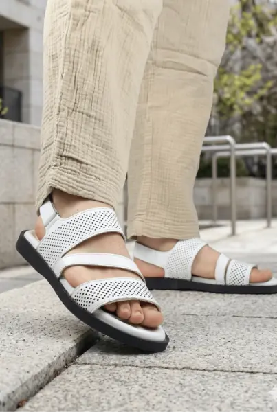 SANDALE BARBATI DIN PIELE NATURALA - TRE WHITE