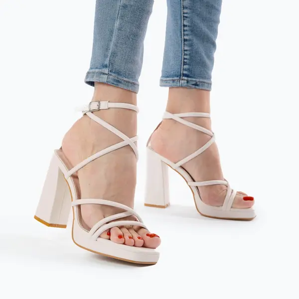 SANDALE ELEGANTE DIN PIELE ECOLOGICA CU MODEL SI TOC GROS CRL0734 BEJ