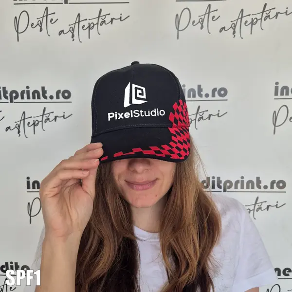 Sapca personalizabila cu LOGO sau TEXT - SPF1 GRAND PRIX, NEGRU CU ROȘU
