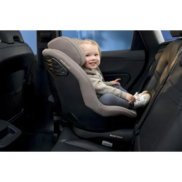 Scaun auto i-Size Maxi-Cosi MobiFix Pro Authentic Truffle, 61-125 cm, baza isofix cu picior de sprijin, tetiera reglabila, huse detasabile