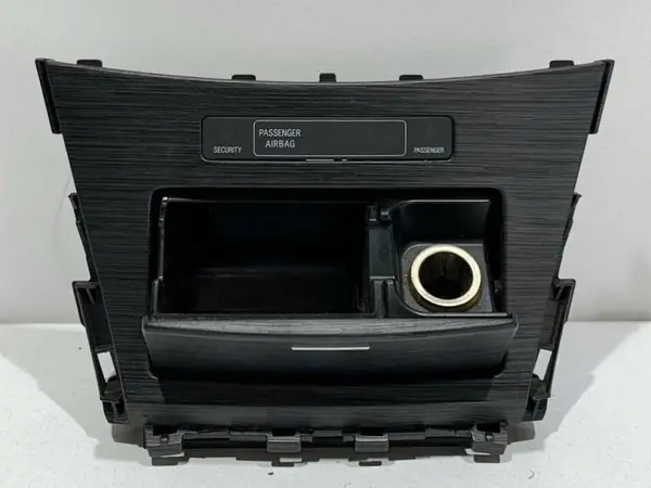 Scrumiera 83950-05010 Toyota Avensis facelift (2012-2015) [T27]