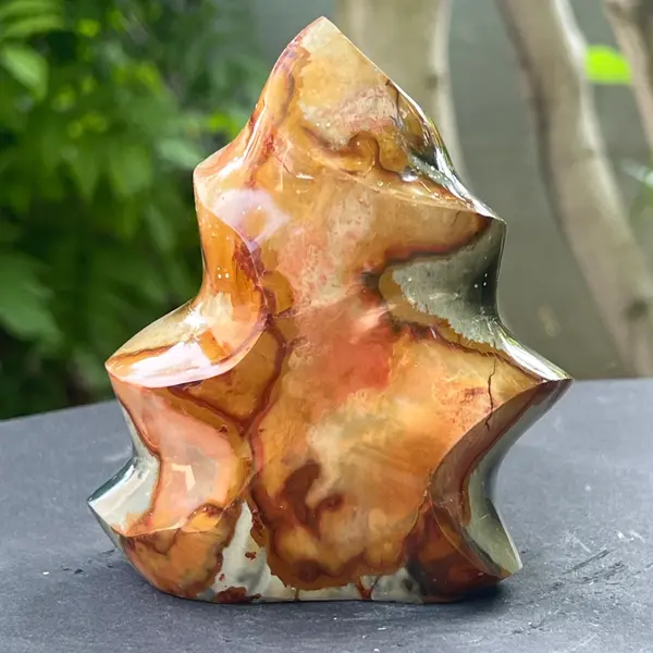 Sculptura jasp policrom forma flacara | Model 4