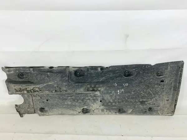 Scut lateral / caroserie dreapta 1K0825202BG Audi A3 (2012-2019) [8V1]