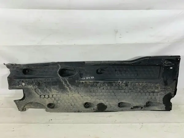Scut lateral / caroserie dreapta 5N0825202 Volkswagen Tiguan facelift (2011-2015)