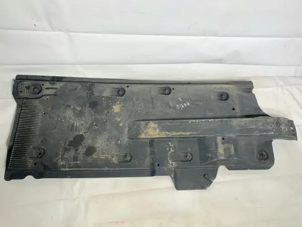 Scut lateral / caroserie dreapta 6RA825202 Skoda Rapid (2012-2017)
