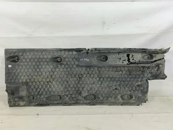 Scut lateral / caroserie stanga 3C0825201D Volkswagen Passat CC (2008-2012)