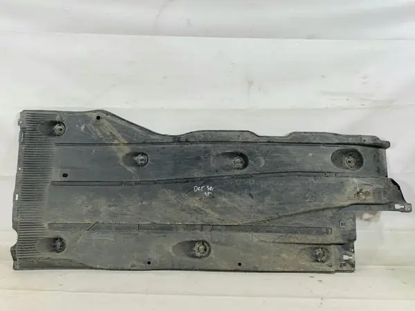 Scut lateral / caroserie stanga 5Q0825201S Skoda Octavia 3 facelift (2017-2019)