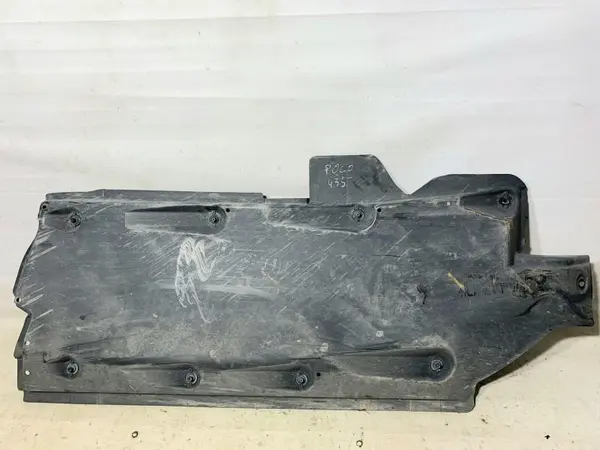 Scut lateral / caroserie stanga 6R0825201 Audi A1 (2010->) [8X1]