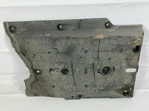 Scut lateral / caroserie stanga Nissan Qashqai 2 (2013-2016) [J11]