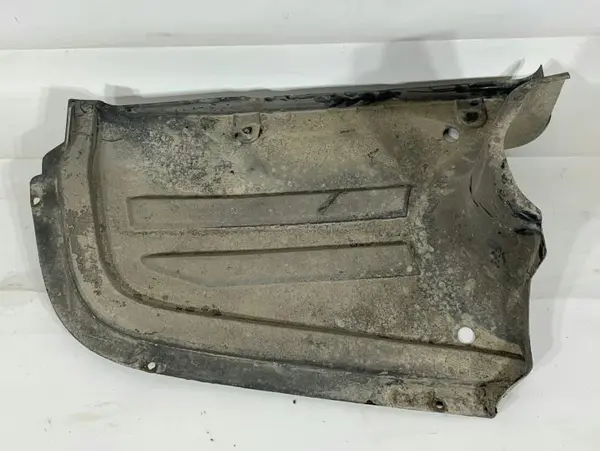 Scut lateral Volkswagen Passat B7 (2010-2014)