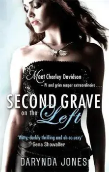 Second Grave On The Left, Paperback/Darynda Jones