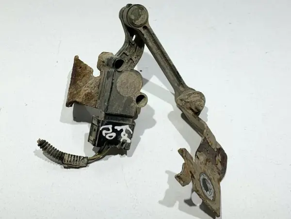 Senzor balast xenon dreapta spate VP3M5F-13D007-EA Ford Focus 3 (2011-2015)
