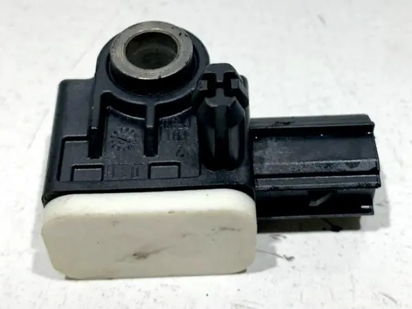 Senzor impact 31334336 Volvo XC60 facelift (2013-2017)
