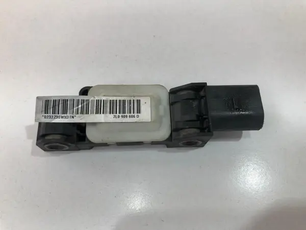 Senzor impact 7l0909606d Volkswagen Touareg (2002-2006)