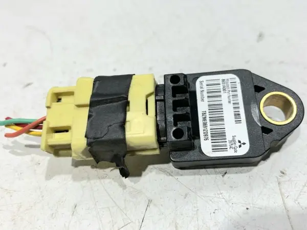 Senzor impact 8651A001 Peugeot 4007(2007-2009)