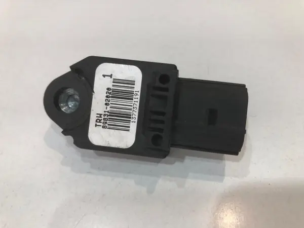 Senzor impact 89831-02020 Lexus IS 2 (2005-2013)