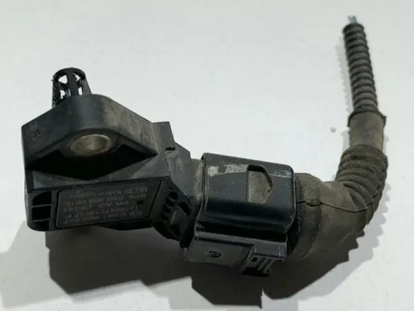 Senzor presiune admisie 03G906051E Volkswagen Passat B7 (2010-2014) 2.0 tdi CGLC