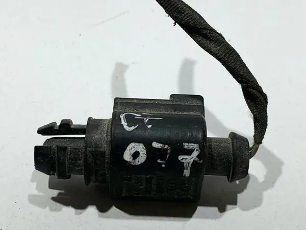 Senzor temperatura exterioara 8K0973702 Audi A6 (2010-2018) [4G2, C7]