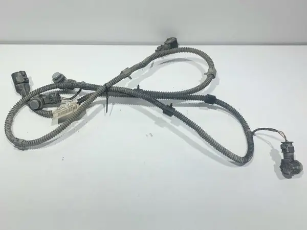 Senzori parcare cu instalatie spate 1K9971104A Volkswagen Golf 6 (2008-2013)