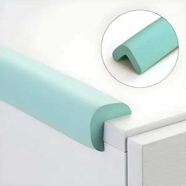 Set 2 benzi protectie muchii si margini Car Boy Safety din spuma verde pastel 37x900x31x9 mm