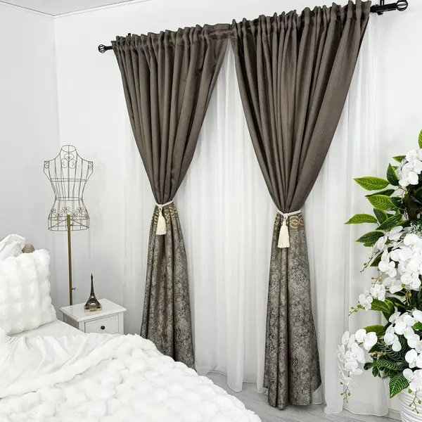 Set 2 Draperii Royal, Satinata, Texturata, Gri cu Auriu, 140cm latime x 260cm inaltime, cu tiv lat pt bara
