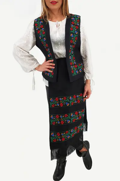 SET - 2 Fote brodate cu model traditional 5