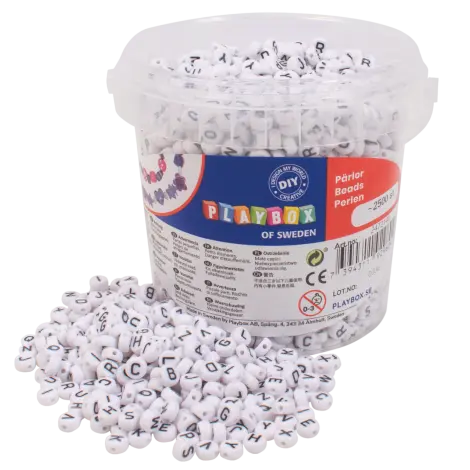 Set 2500 de margele rotunde plate de insirat cu litere, diametru 7.5 mm