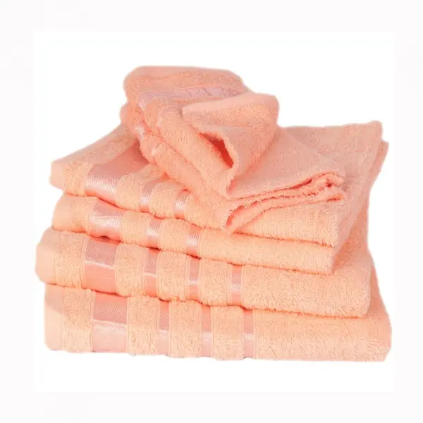 Set 4 prosoape bumbac 400 gr. densitate: 2 fata si maini + 2 pentru corp