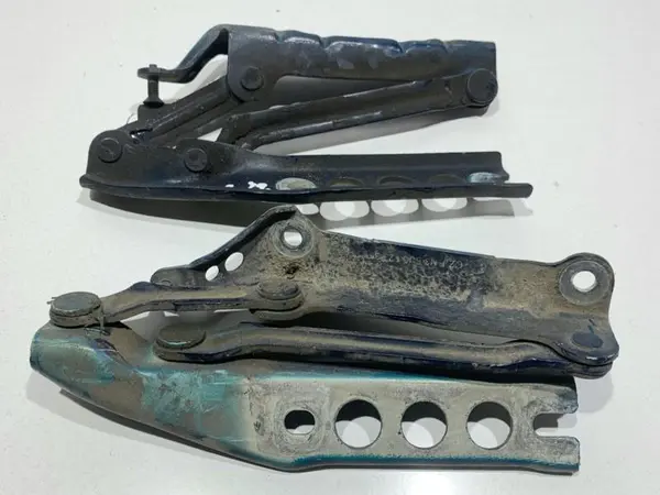Set balamale capota fata culoare rosie - lf3k 5J0823302 Skoda Fabia 2 (2006-2010)