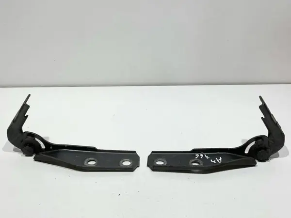 Set balamale capota fata (st si dr) culoare dolphin gray metallic - lx7z 8P0823302 Audi A3 (2003-2008) [8P1]