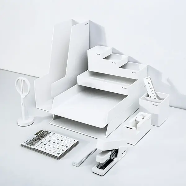 Set birou premium 14 piese alb nu sign Deli Set birou premium 14 piese alb nu sign Deli