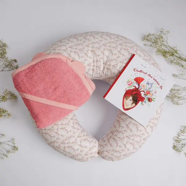 Set Cadou pentru Gravide cu perna alaptare, prosop hands-free + BONUS carte CADOU