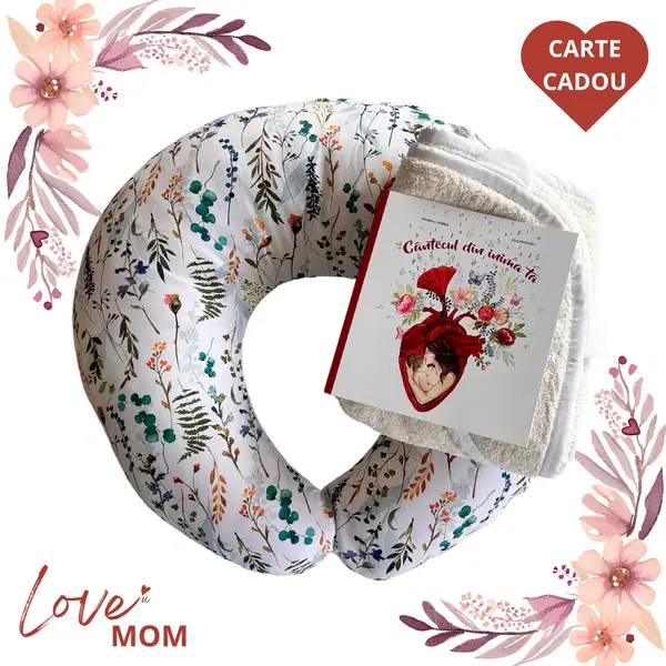 Set Cadou pentru Gravide LOVE MOM TWINDECO perna alaptare Summer Field + prosop BebeHug BONUS CARTE CADOU