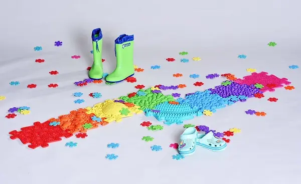 Set covorase ortopedice senzoriale tip puzzle Curcubeu
